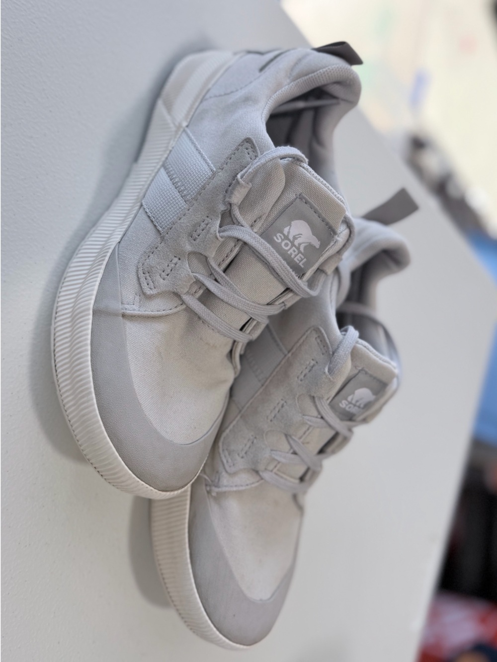 Sorel Out N About Low Sneakers Women’s Size 9 Gray Waterproof Casual Shoes